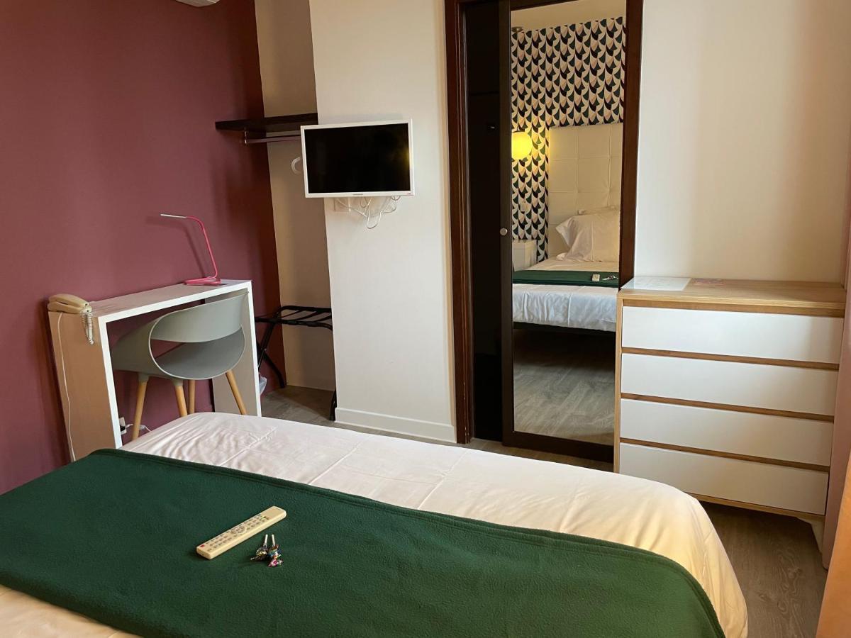 Hotel Mirano Биарриц Экстерьер фото