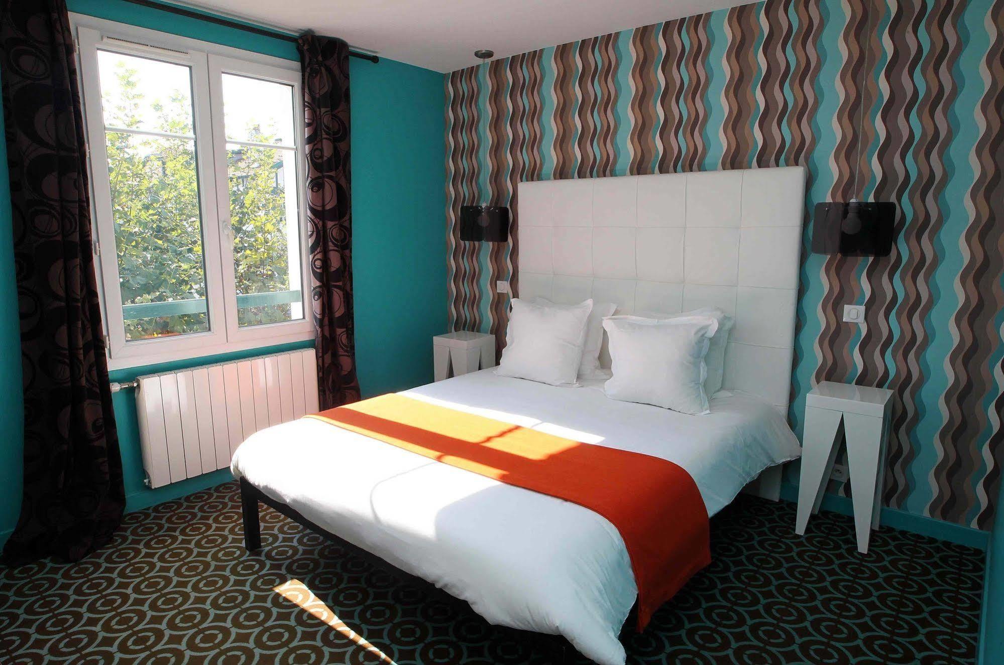 Hotel Mirano Биарриц Экстерьер фото